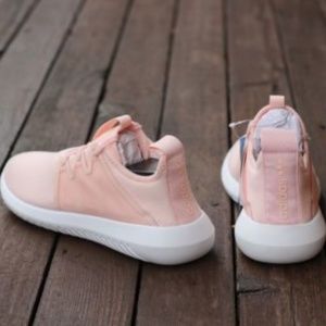 adidas tubular viral pink